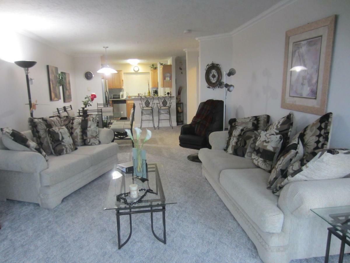 Amazing Seaview Spacious Condo With An Amazing View!!! Екстер'єр фото